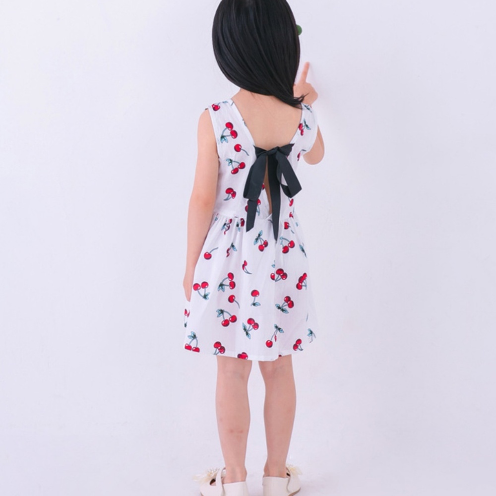 OH SO CUTE!  Girls' Summer Dress - Picture 4 of 5